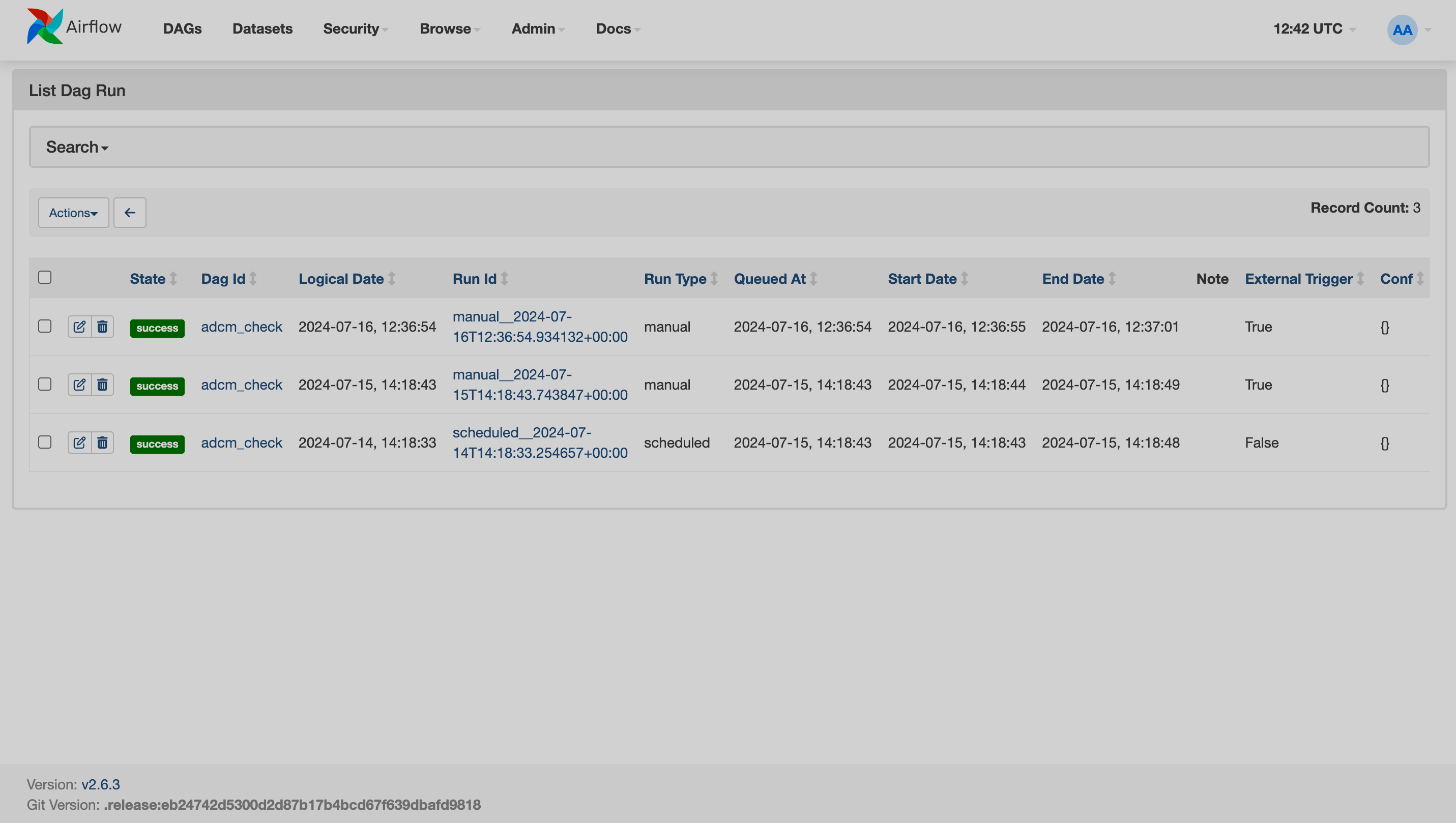 Airflow UI: страница DAG Runs
